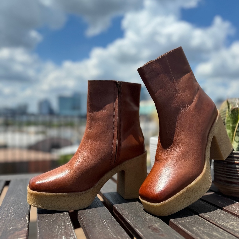 Seychelles ‘Navigate’ platform chunky block heel square toe leather boot